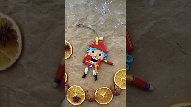 Елочная игрушка Щелкунчик смотреть онлайн
