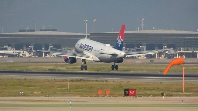 (4K) Barcelona El Prat Planespotting B777,A330,B787 Arrivals and Departures! смотреть онлайн