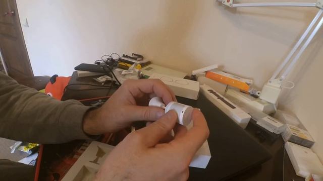 Распаковка датчик движения Xiaomi Aqara Human Motion Sensor из магазина Gearbest.com смотреть онлайн