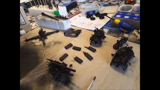 Tamiya`s Flak 88 + Tamiya Sdkfz 251 Diorama 1:35 "Abwehrkampf" смотреть онлайн