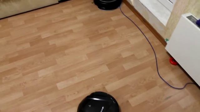 Робот пылесос Kitfort KT 503 и КТ 511 смотреть онлайн