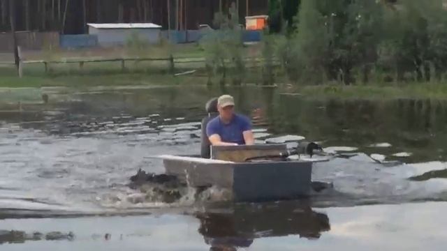 Вездеход на болоте. смотреть онлайн