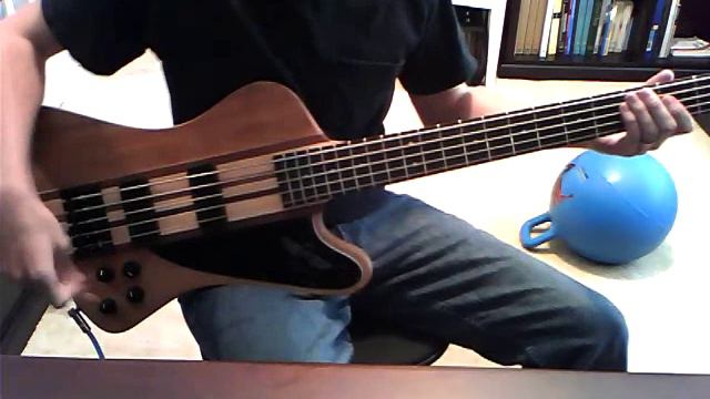 Epiphone Thunderbird Pro 5 Bass Guitar Demo смотреть онлайн