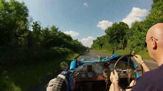 teal bugatti part 2 , for more information on the marque see the TEAL OWNERS CLUB смотреть онлайн