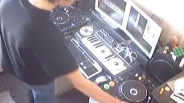 DJBessant - November tenminmix - Electro House смотреть онлайн