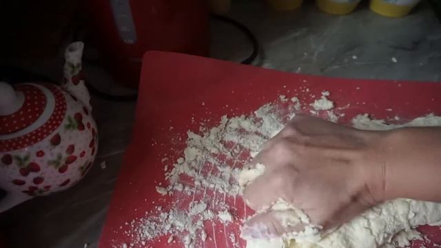 Американские булочки для завтрака/Buttermilk biscuits смотреть онлайн