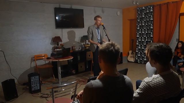 Николай Шарифулин читает стихи Сергея Есенина "Сорокоуст" смотреть онлайн