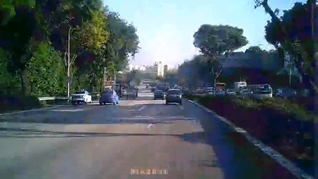 Mobile EyeWear Recorder смотреть онлайн