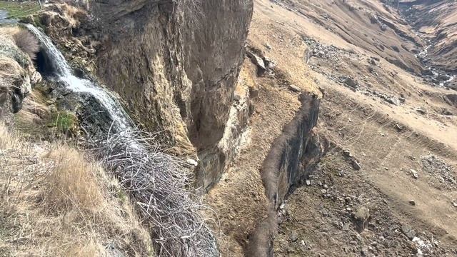 Горы/водопад / красота Дагестана смотреть онлайн
