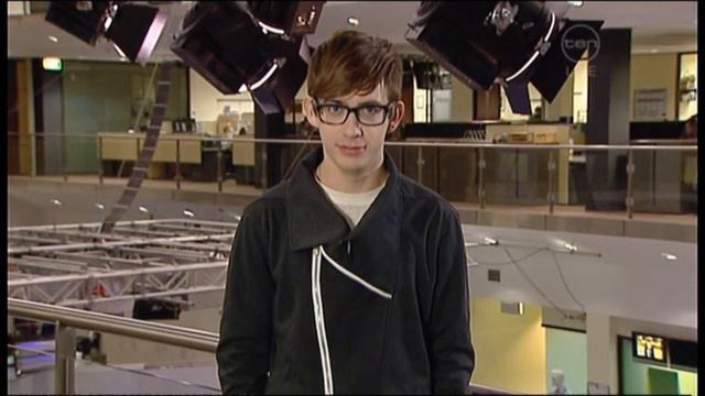 Glee's Kevin McHale interview - The 7pm Project (Australia) 2011 смотреть онлайн