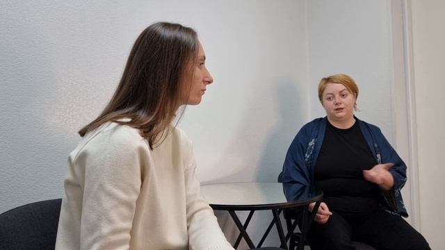 60- ти летние дети. Возраст не показатель психологической взрослости. Дети воспитывают детей смотреть онлайн