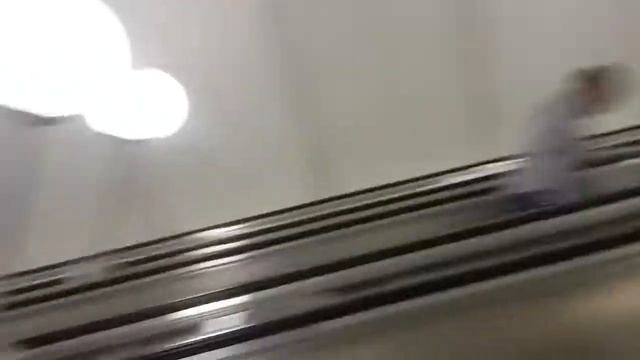 11.06.17 года Москва метро Парк Победы смотреть онлайн
