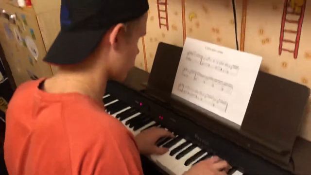 Coffin dance on piano at 13 years old В 13 лет мировую мелодию смотреть онлайн
