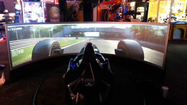 F1 racing car simulator with Pixelwix Geo Curved Screen at Andretti Racing Roswell Atlanta. смотреть онлайн