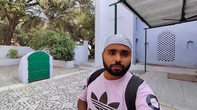 A Visit to Mujadid Alf Sani رَحِمَهُ ٱللَّٰهُ - Sirhind Sharif ┃Sheikh Ahmad Sirhindi┃ смотреть онлайн