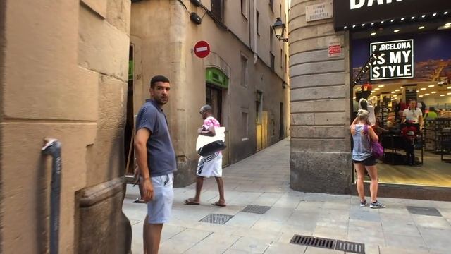 Gothic Quarter of Barcelona - Summer Walk Tour смотреть онлайн