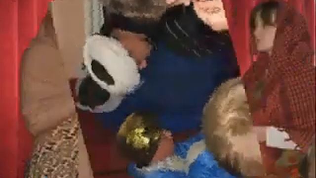 Театральна постановка у свято Великодня. Theatrical performance on the Easter holiday смотреть онлайн