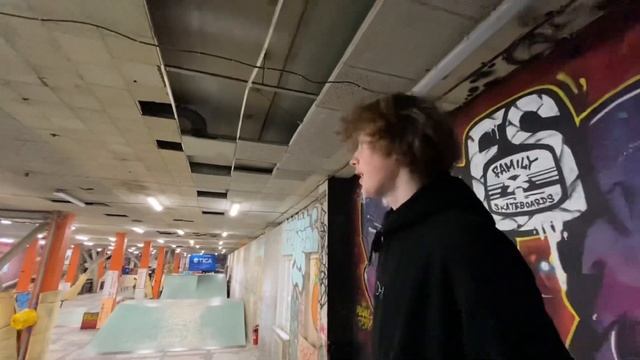 ОБЗОР НА СКЕЙТПАРК МАГИСТР | MAGISTER SKATEPARK REVIEW (САМЫЙ БОЛЬШОЙ КРЫТЫЙ СКЕЙТПАРК БЕЛАРУСИ) смотреть онлайн