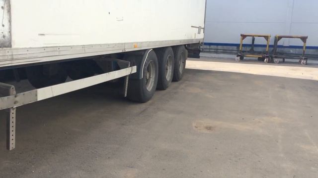 Полуприцеп рефрижератор Fruehauf 1993 Thermo King смотреть онлайн