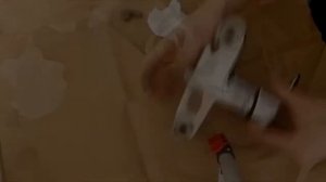 Ремонт трещины в смесителе марки LEDEME, зачистка, пайка холодной сваркой, эксплуатация.