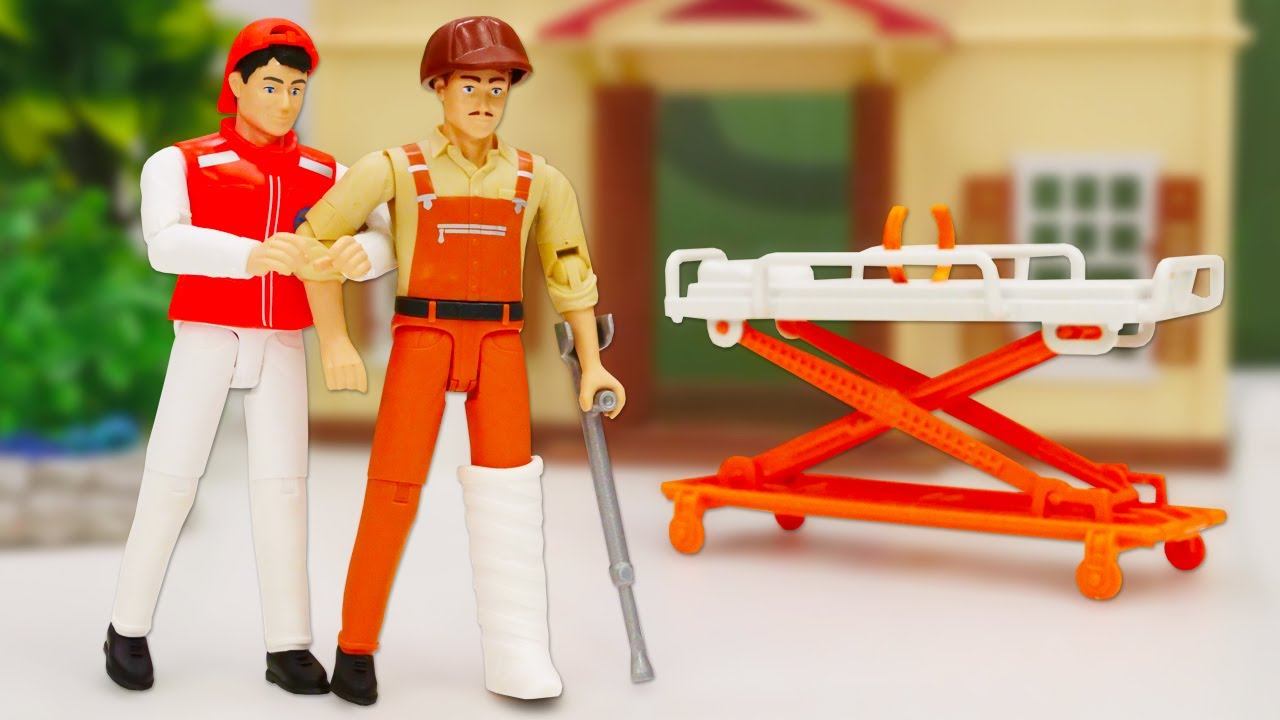 Строитель сломал ногу! Развивающие мультики для детей про машинки-помощники Брудер и игрушки смотреть онлайн