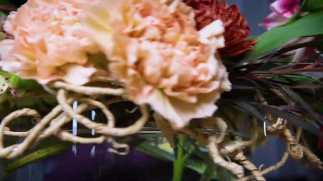 Design 101: How To Create Unique Textured Designed Centerpiece смотреть онлайн
