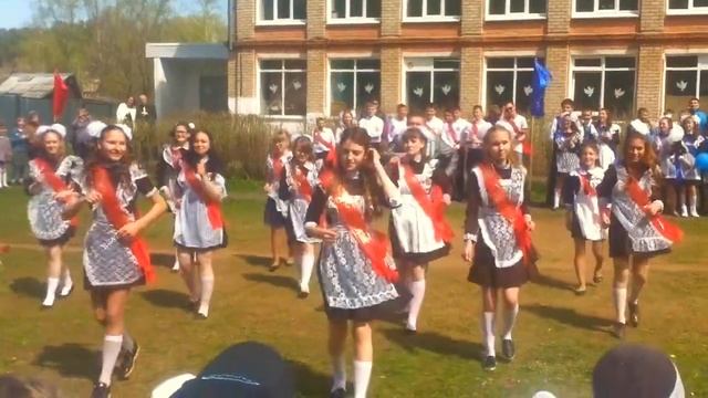 Классный руководитель жжет, п. Зюкайка 2017г. смотреть онлайн