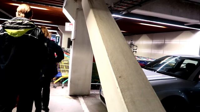 VLOG Шоппинг в Финляндии! Сумасшедшие дни в Стокманн! смотреть онлайн