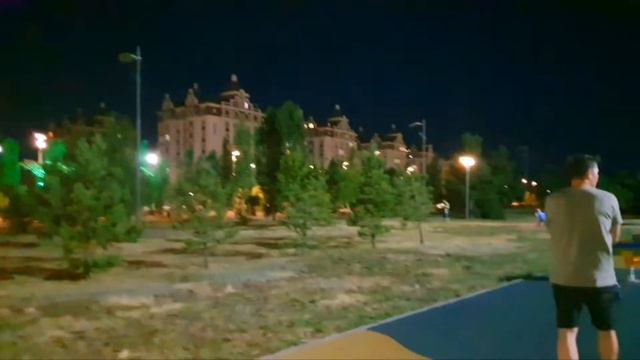 Новая смотровая площадка в Нур-Султане , реставрация парка на берегу реки Есиль . смотреть онлайн