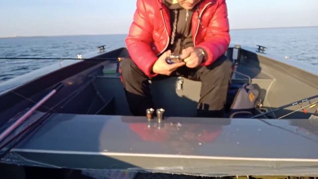 Лодка Robinzon 420 по мелкой волне смотреть онлайн