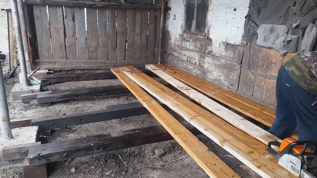 Делаем летний ВЫГУЛ для свиней // ПОЛ в свинарнике // Заботы о ХОЗЯЙСТВЕ смотреть онлайн