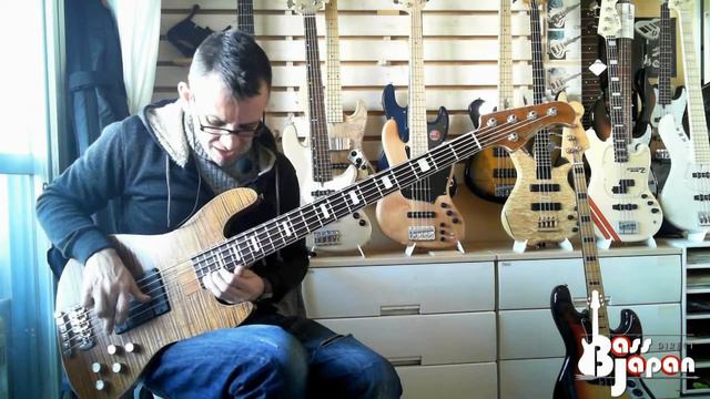 Bacchus Strong 5 FM LTD '01 AMAZING BASS!!!!