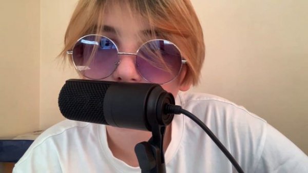 АСМР ЗВУКИ РТА II БЛИЗКИЙ ШЕПОТ II БОЛТАЛКА II ЗВУКИ РУК