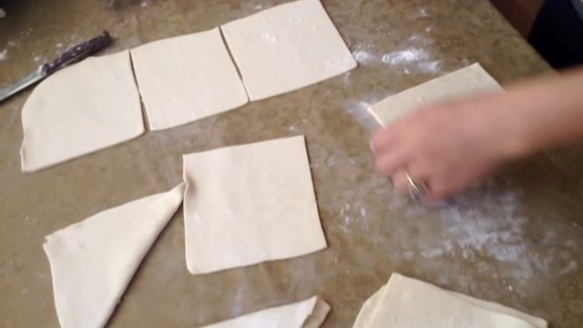 Ինչ կարելի է պատրաստել շերտավոր խմորից: Что можно приготовить из готового слоеного теста. (№1) №5 смотреть онлайн