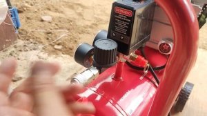 Поршневой масляный компрессор ПОБЕДА KM 24-230, 230 л/мин, 8 бар, 1500 Вт, 24 л