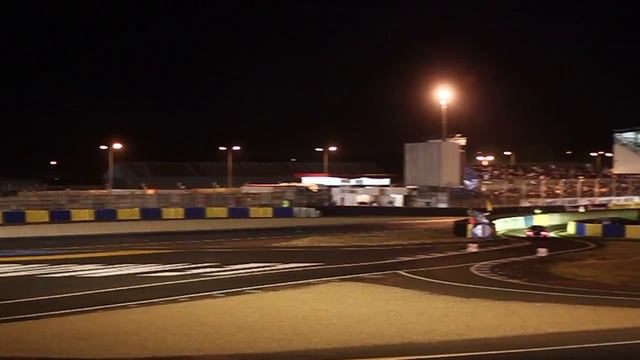 24H Le Mans 2011 Night Qualifications - Virages Ford Pt.1 (720p HD) смотреть онлайн