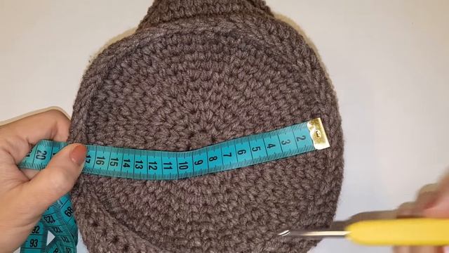 ШАПКА теплая ПАНАМА на весну 2022 / Вязание в раскол крючком / Мастер-класс / Мамочкин канал смотреть онлайн