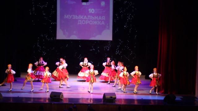 Хореографический ансамбль Веселуха "Русский сувенир" 05.02.23 смотреть онлайн