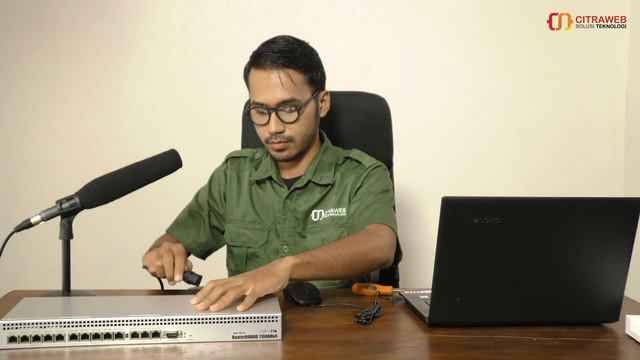 PENAMBAHAN STORAGE PADA MIKROTIK - MIKROTIK TUTORIAL [ENG SUB] смотреть онлайн