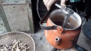 Дробилка костей из болгарки своими руками