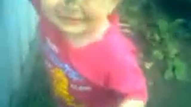 ребёнок начал ходить в белых насочьках смотреть онлайн