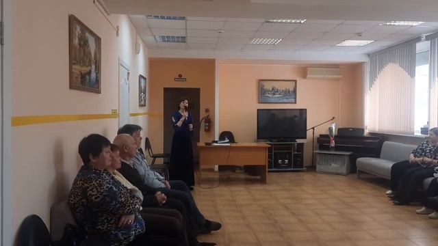 Цветок огонек -фрагмент -дворовая песня обр Н Жукова поет Г.Погорельская-фрагмент смотреть онлайн