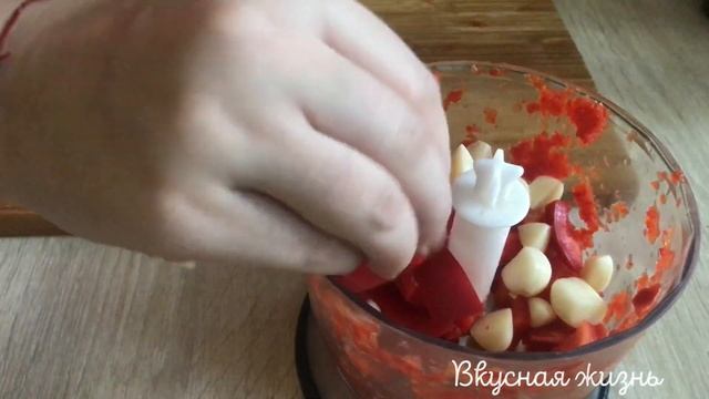 30 БАНОК УЛЕТАЮТ ЗА ЗИМУ! САМЫЕ ВКУСНЫЕ баклажаны в аджике. Eggplant in a sharp fill! смотреть онлайн