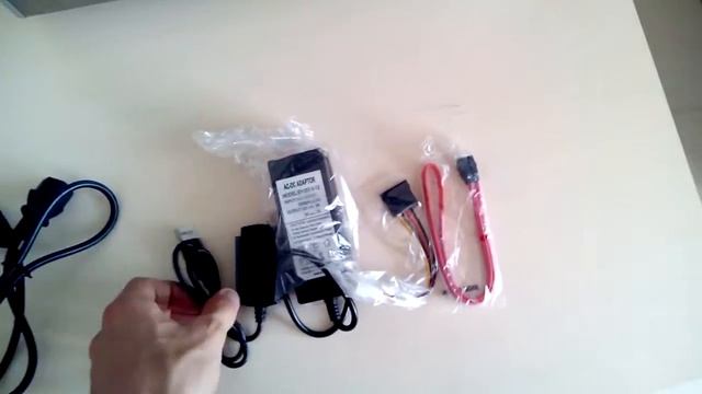 USB 2.0 to IDE/SATA Cable смотреть онлайн