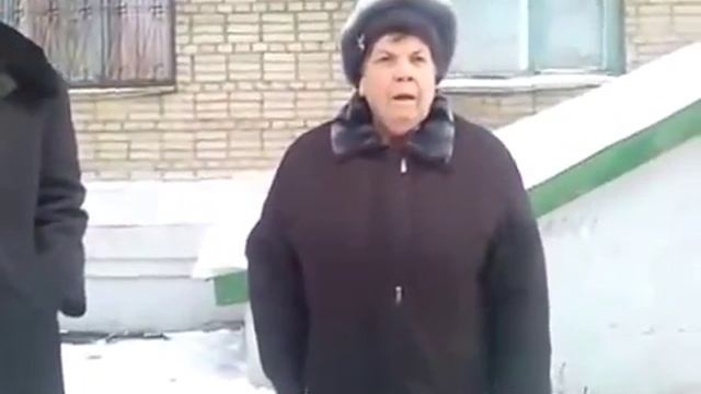 Бабка против Интернета смотреть онлайн