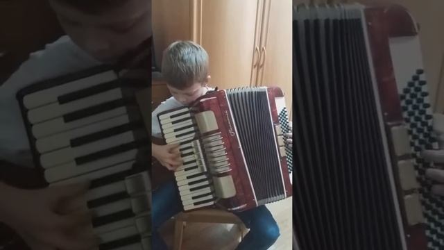 Л.Феррари ,,Домино". смотреть онлайн