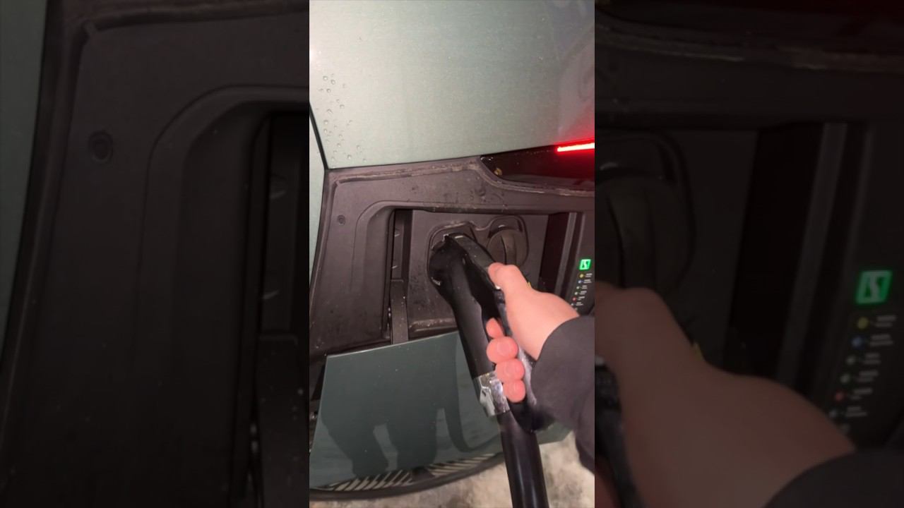 Проблемы с зарядкой Zeekr X! смотреть онлайн