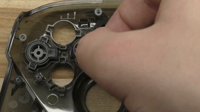 Easy Fix for Nintendo Switch Pro Controller D-Pad - Tutorial смотреть онлайн