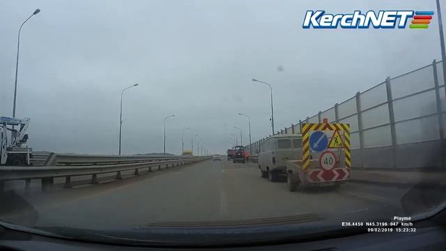 Керчь: Чистят эстакаду смотреть онлайн