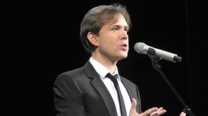 Олег Погудин «Музыкант играл на скрипке»